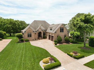 3007 N James Dr