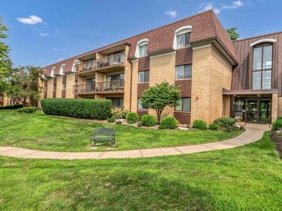 1103 N Mill St APT 104