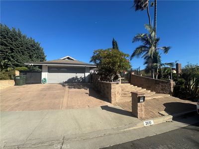 2610 El Volcan Pl