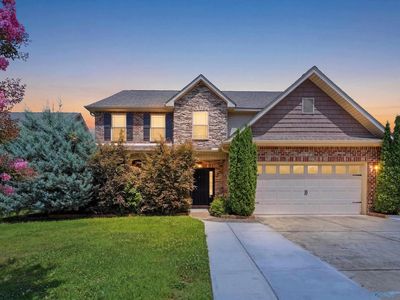 3011 Magnolia Leaf Cir SE
