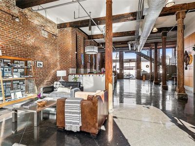 920 Poeyfarre St APT 225