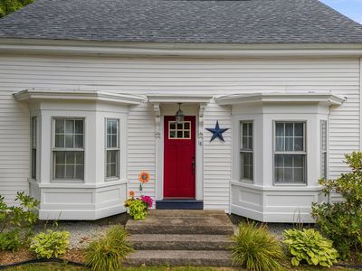 Property at 18 Maple Street, North Berwick, ME
