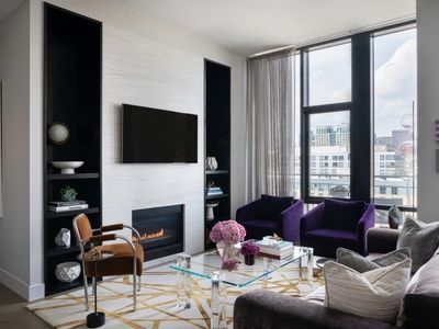 40 Traveler St PENTHOUSE 810