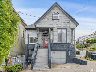 859-861 Baker St