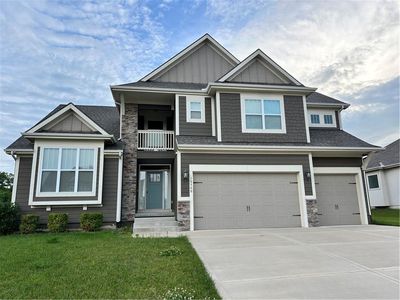 10500 N Randolph Ave