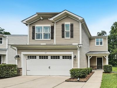 117 Rosebud Ln