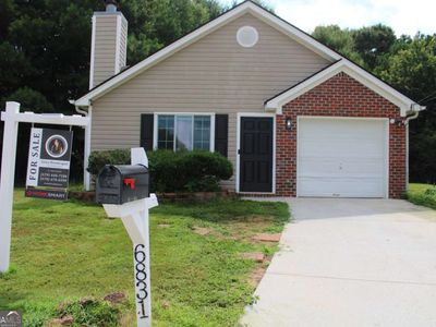 6831 Browns Mill Walk