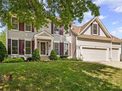 508 NW Ambersham Dr