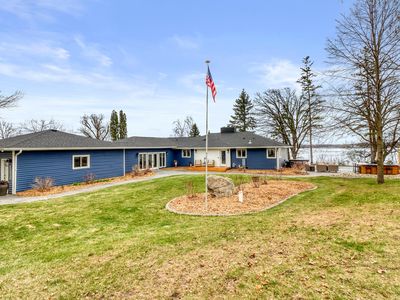 51313 Knoll Rd