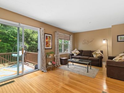 1907 Thayer St Unit 1907