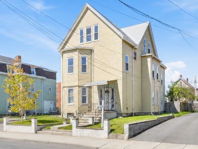 162 Vine St