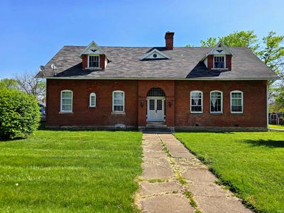 1526 S Burlington Dr #1