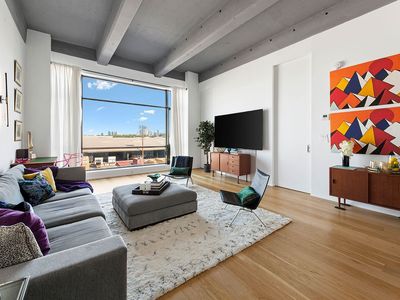 160 Imlay St #3B4