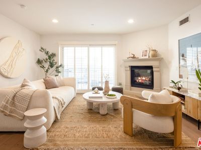 8238 W Manchester Ave APT 206