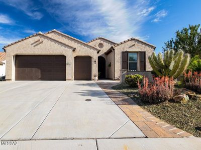 902 N Broken Hills Dr