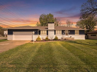 1804 S Prairie Lane
