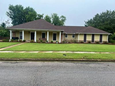 1901 Swallow Ln