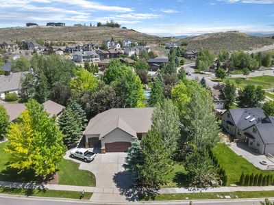 644 Oakwood Dr