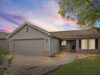 421 Faxon Dr