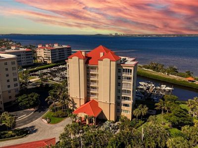 15100 Harbour Isle Dr APT 701