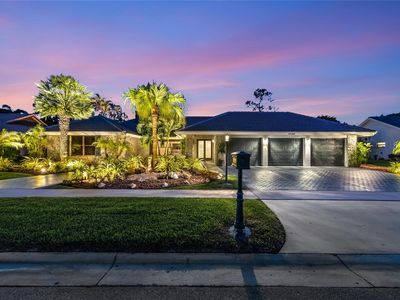 10182 Boca Woods Lane