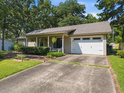 5903 Edgewood Dr