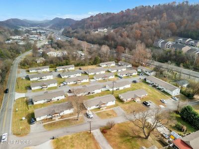 Dutch Valley Dr