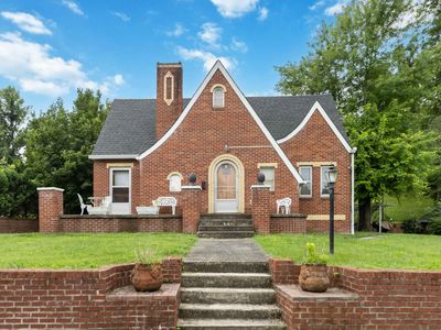 111 House Ave