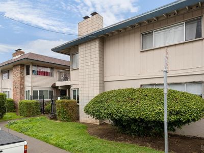 22 Fairfax Street #E