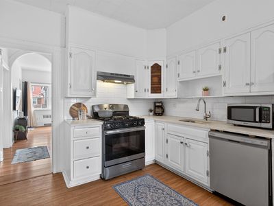 388 Cator Ave