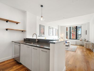 4214 Crescent St APT 12A