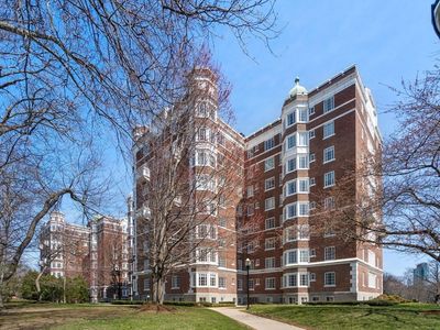 20 Chapel St APT C807