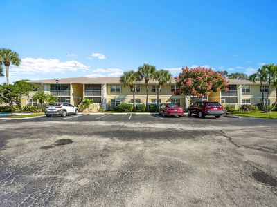 1548 SE Royal Green Circle #M108