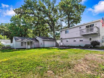 Property at 104 Jefferson Ave, Houghton Lake, MI