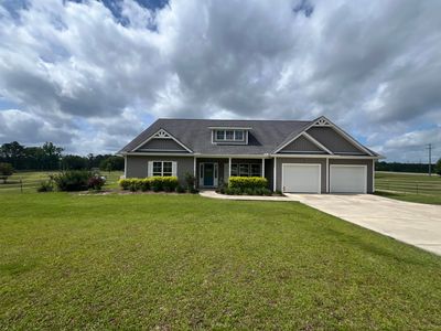 8 Conifer Dr
