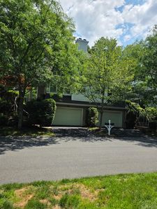 34 Briarbrook Drive