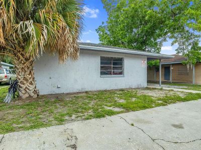 2464-2466 Chestnut Woods Dr