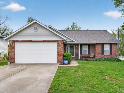 Property at 152 Gall Rd, Columbia, IL