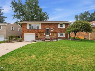 527 Sheffield Dr