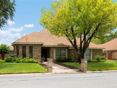 120 Marigold Ave