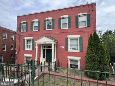 3146 Buena Vista Ter SE