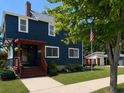 700 Menomonee AVENUE