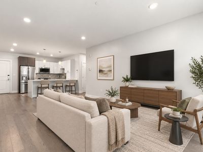 2 Cliveden St Unit 201E
