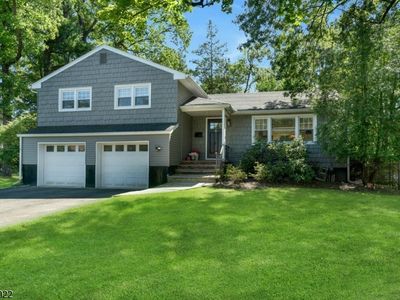 Property at 2 Tuers Pl, Montclair, NJ