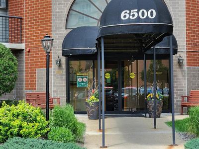 6500 Woodlake Dr APT 804