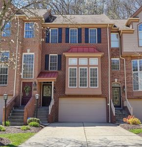 2119 Huntington Ct S