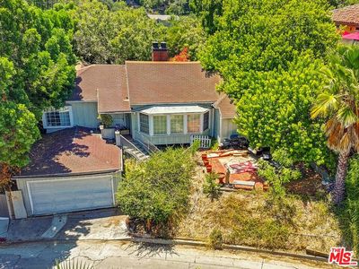 11662 Laurelwood Dr