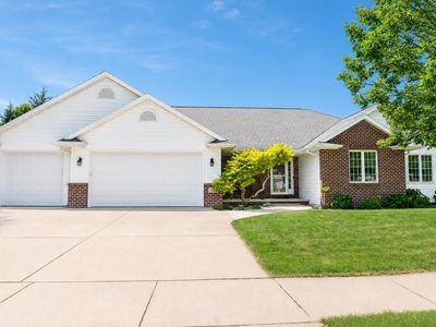 4801 N Benview Ct