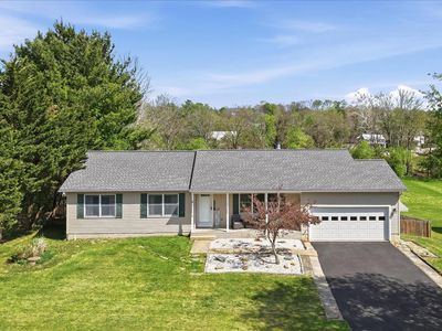 4 Millrace Ln