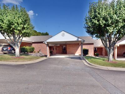 500 Pakis St APT 10B